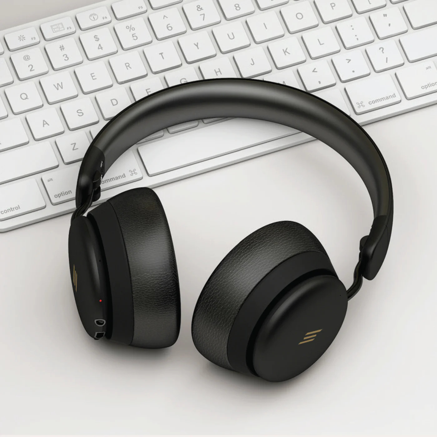 Smartix Passion 1 Premium Wireless Headphone Black 